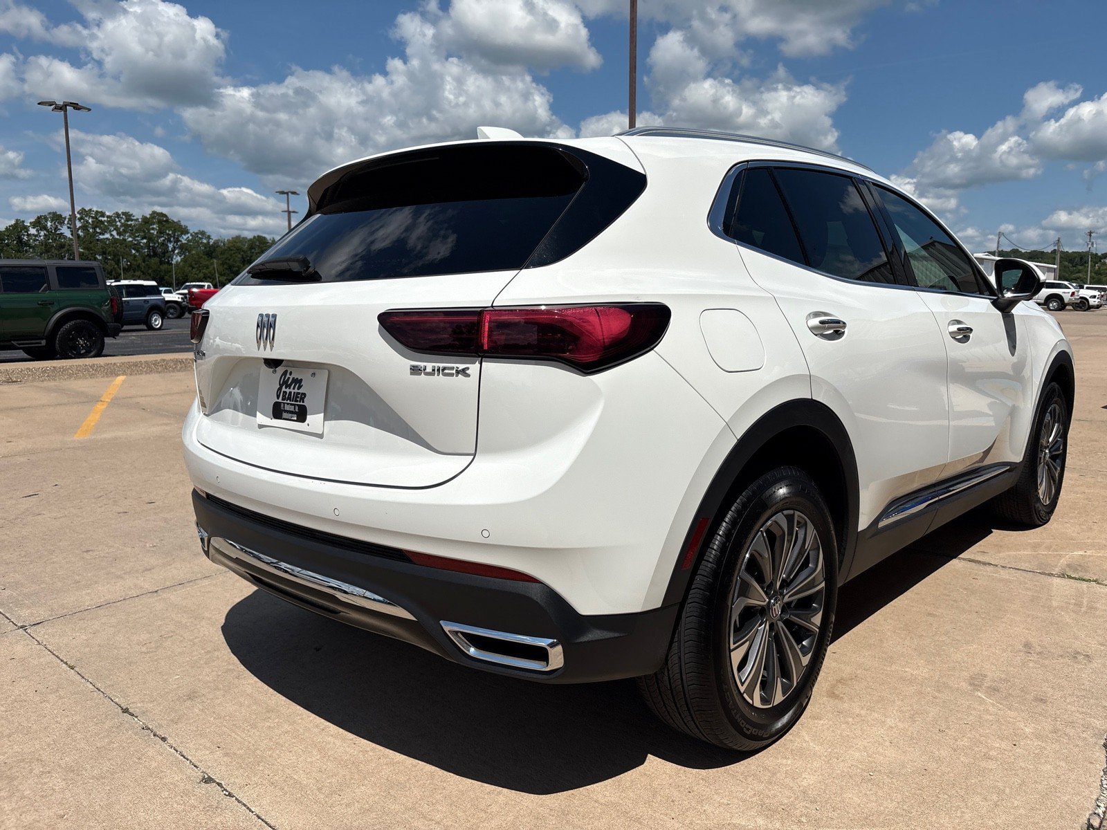 Used 2024 Buick Envision Preferred AWD/4WD image 8