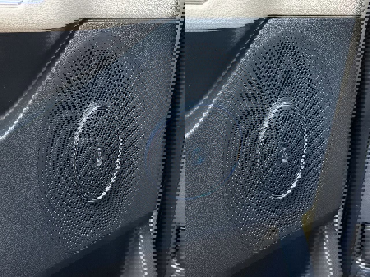 Certified 2022 Ford Expedition Max Limited image 25