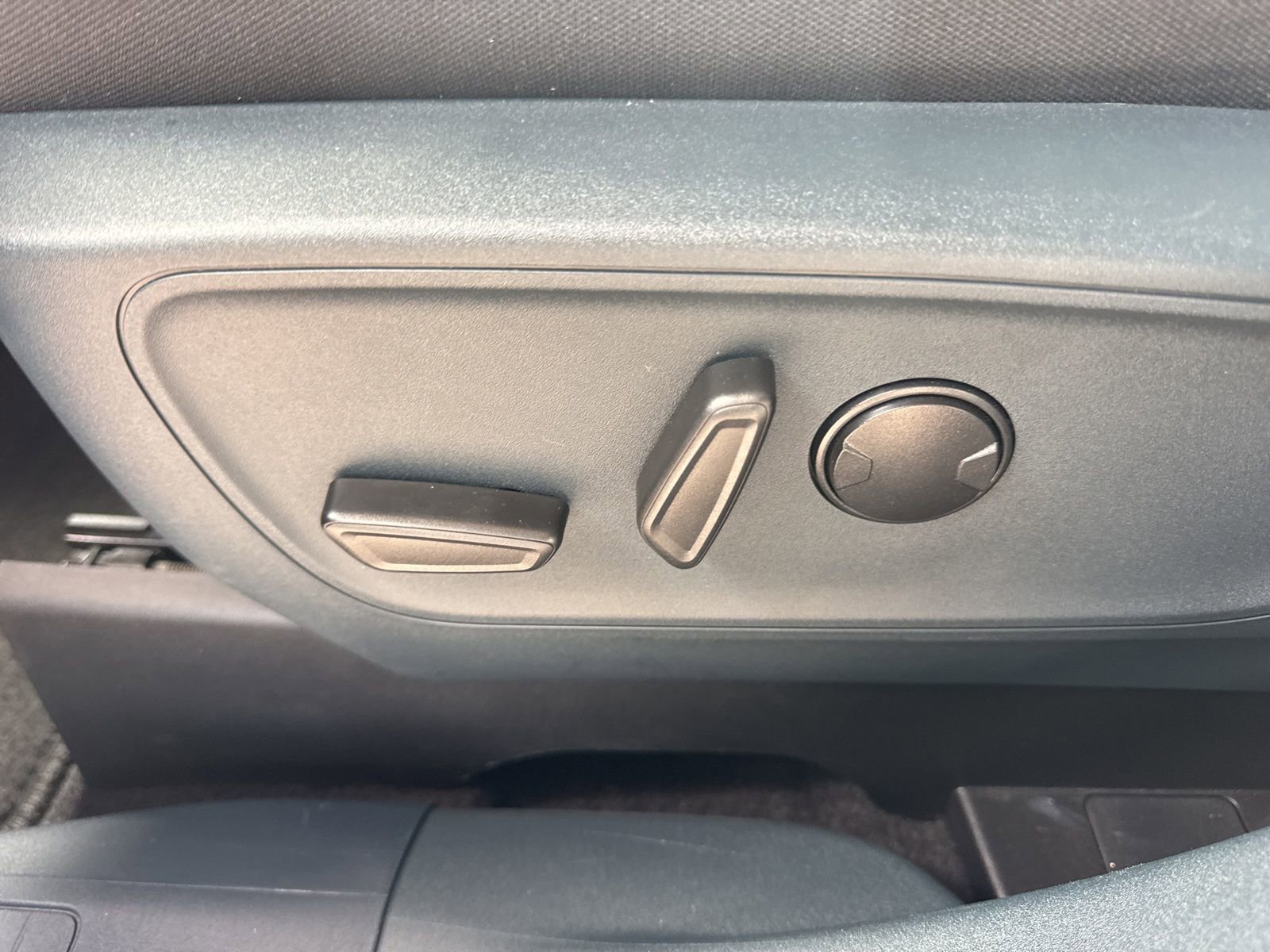 Certified 2025 Ford Maverick XLT w/ Equipment Group 301A image 26