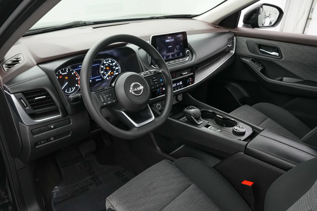 Used 2023 Nissan Rogue SV AWD/4WD image 12