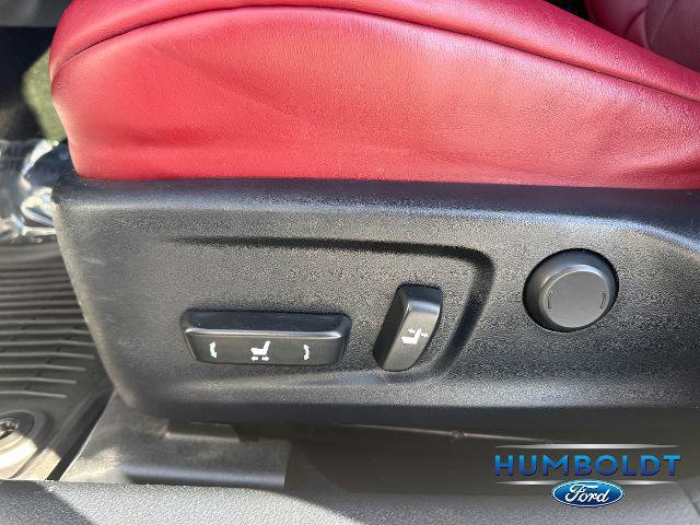 Used 2018 Lexus IS 300 AWD image 14