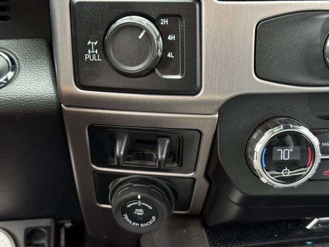 Certified 2022 Ford F350 Platinum AWD/4WD image 17