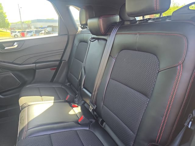 Certified 2023 Ford Escape ST-Line w/ Tech Pack #1 AWD/4WD image 9