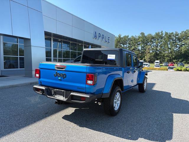 Used 2021 Jeep Gladiator Sport AWD/4WD image 3