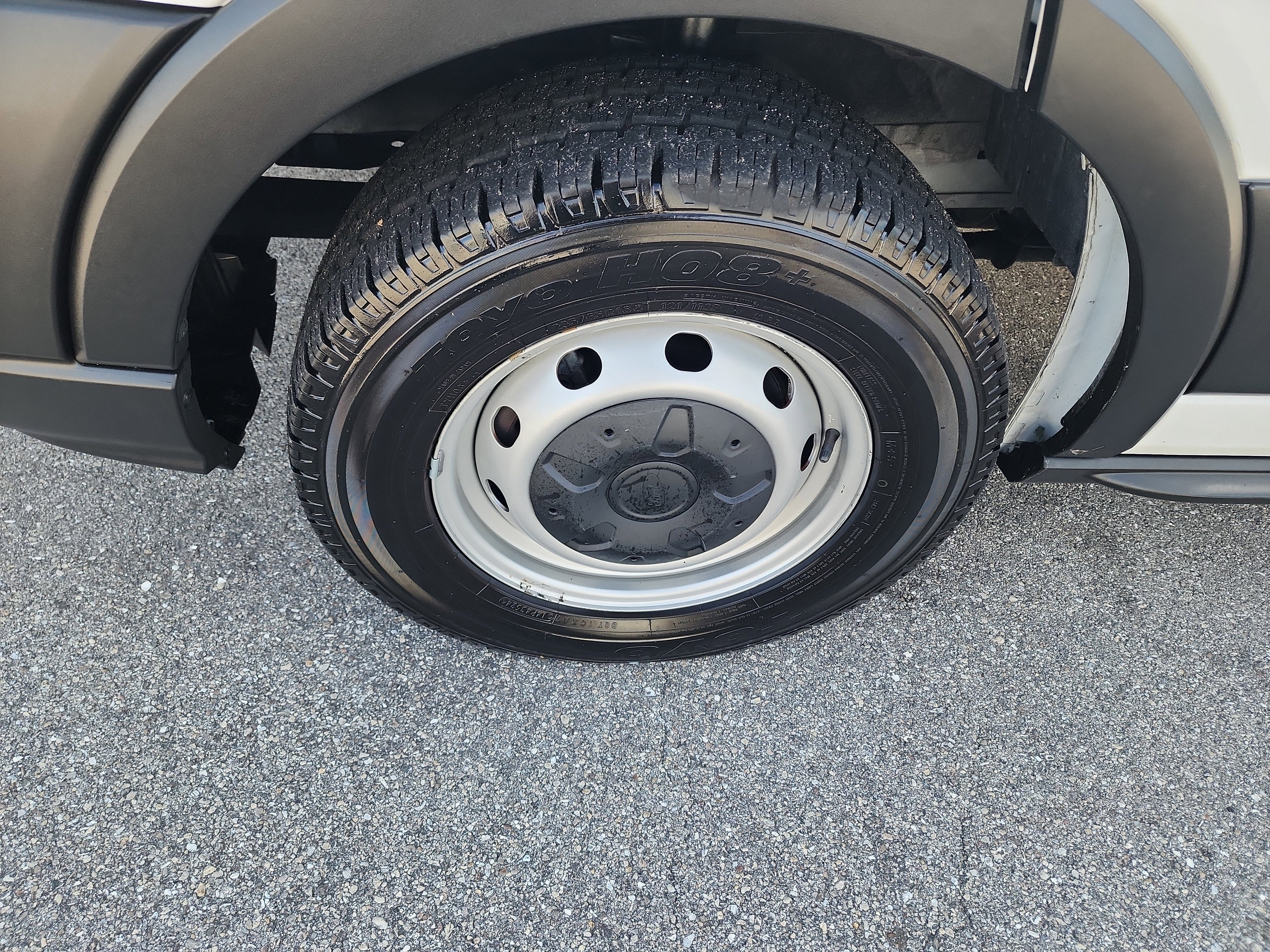 Certified 2020 Ford Transit 250 Medium Roof image 9