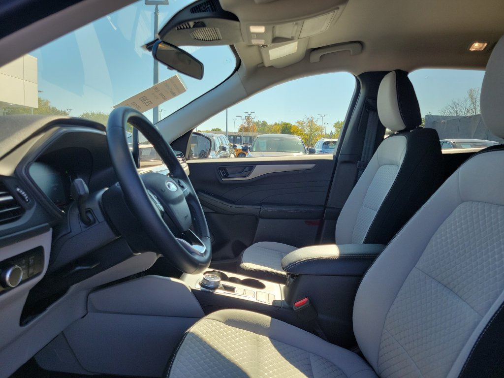 Certified 2023 Ford Escape Active FWD image 18