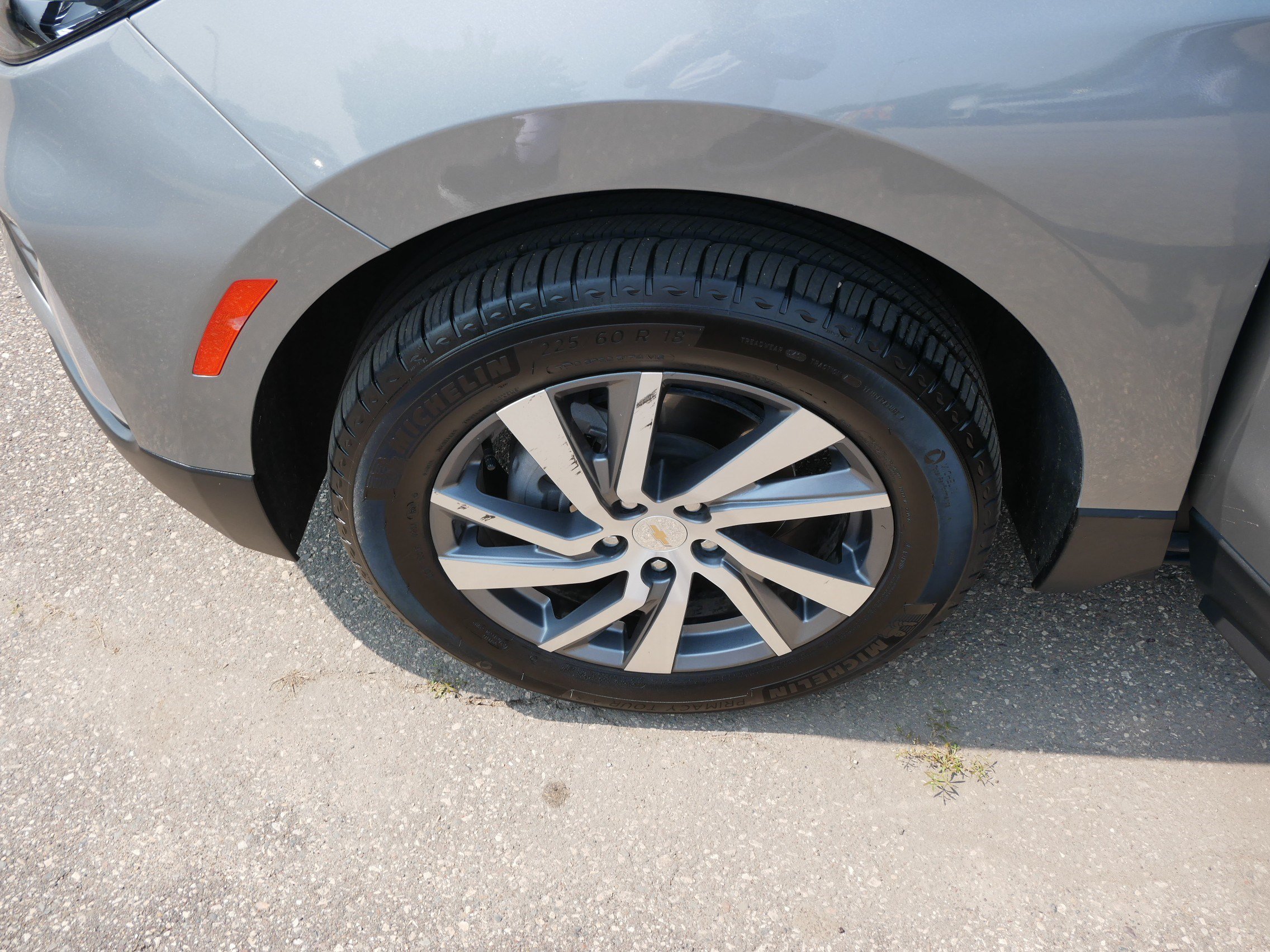 Used 2024 Chevrolet Equinox LT AWD/4WD image 15