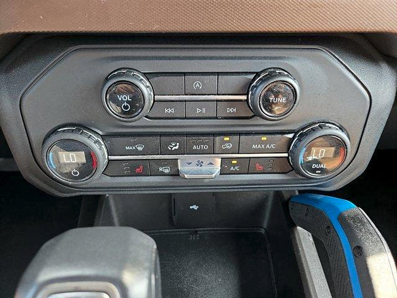 Certified 2023 Ford Bronco Outer Banks AWD/4WD image 20