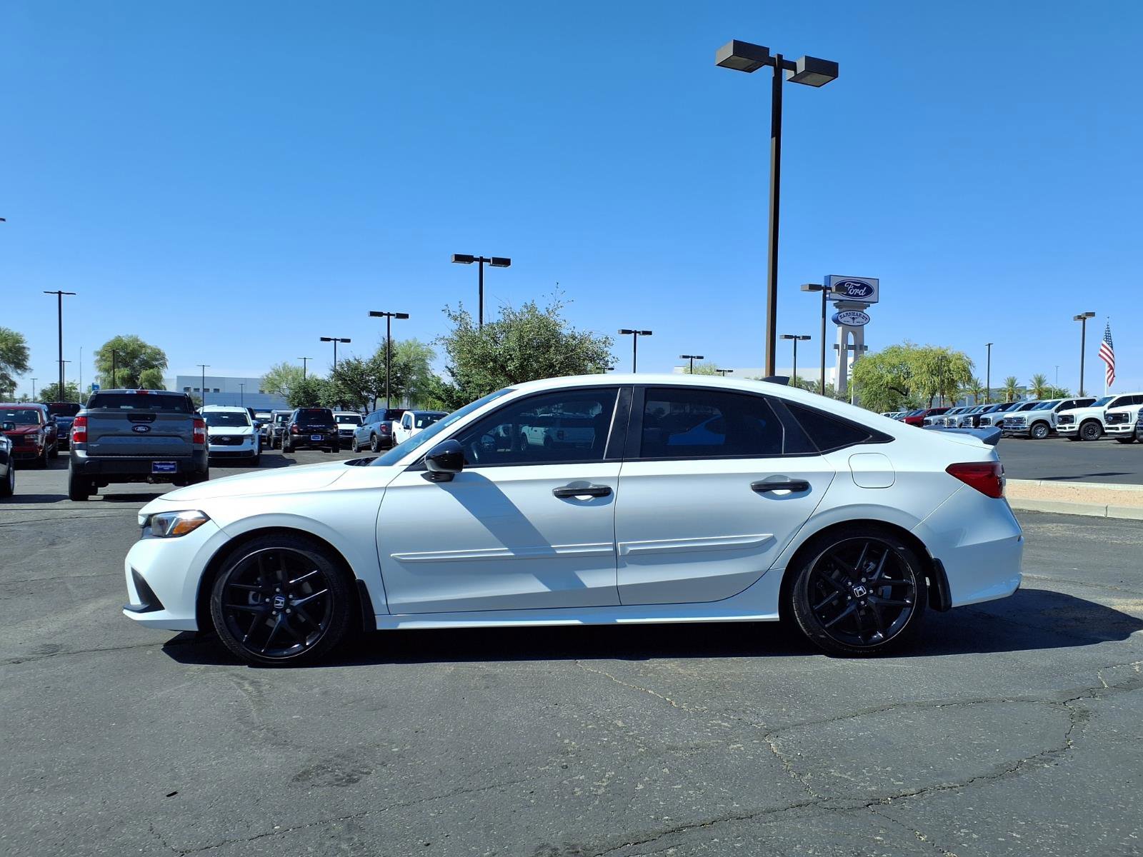 Used 2024 Honda Civic Sport image 3