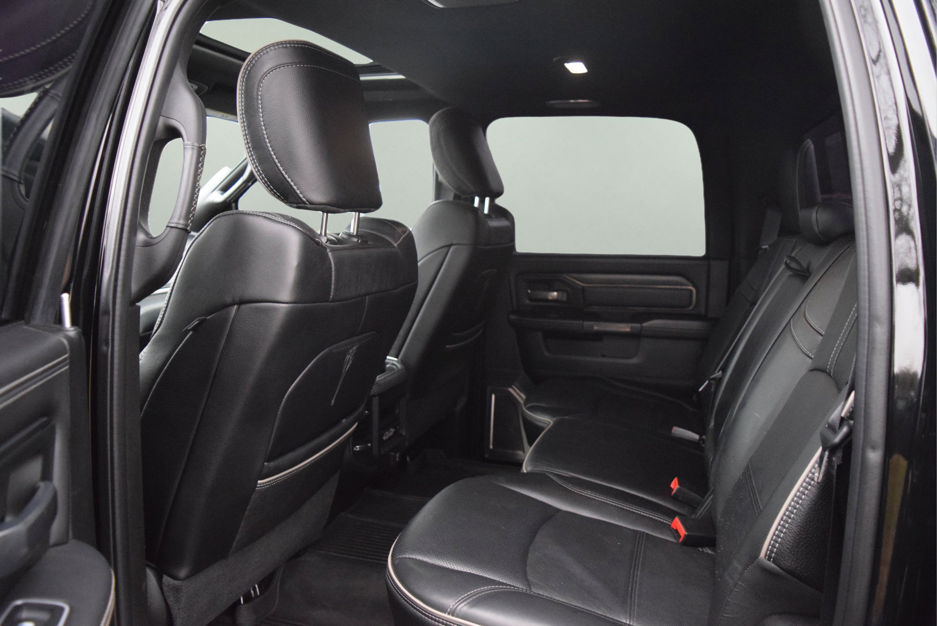 Used 2020 RAM 3500 Limited image 9