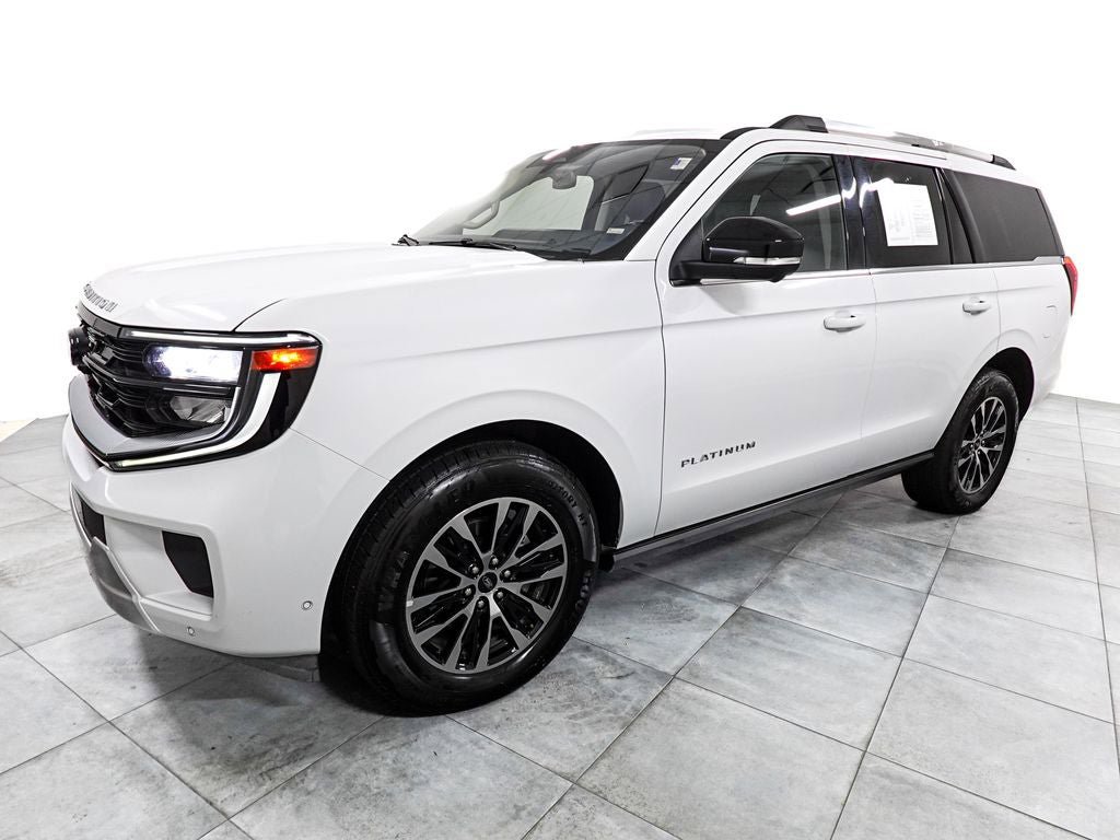 Certified 2025 Ford Expedition Platinum AWD/4WD image 4