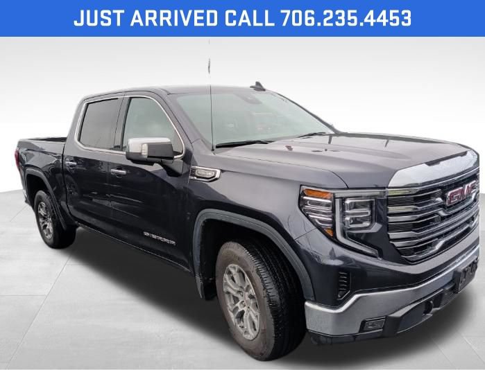 Used 2025 GMC Sierra 1500 SLT RWD image 1