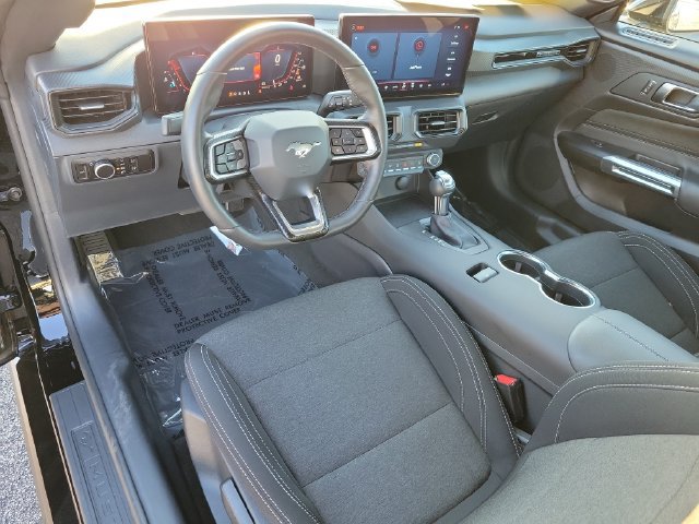 Certified 2026 Ford Mustang Coupe RWD image 13