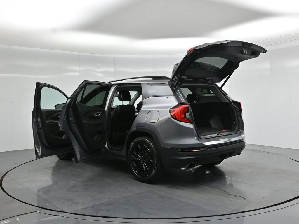 Used 2020 GMC Terrain SLT w/ Preferred Package FWD image 32