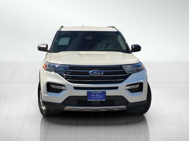 Certified 2023 Ford Explorer XLT w/ Equipment Group 202A AWD/4WD image 2