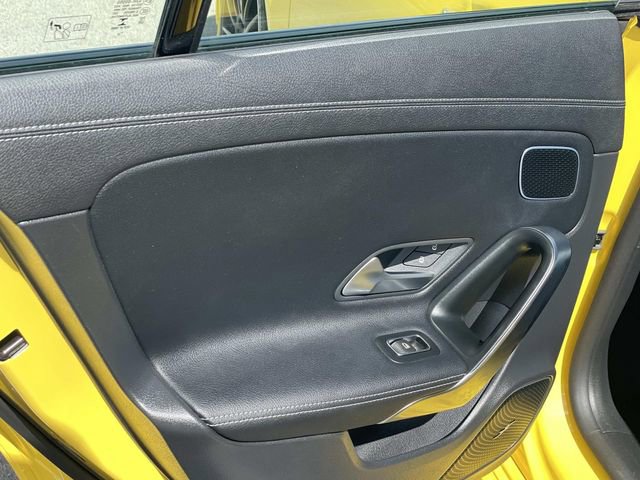 Used 2023 Mercedes-Benz CLA 250 image 33