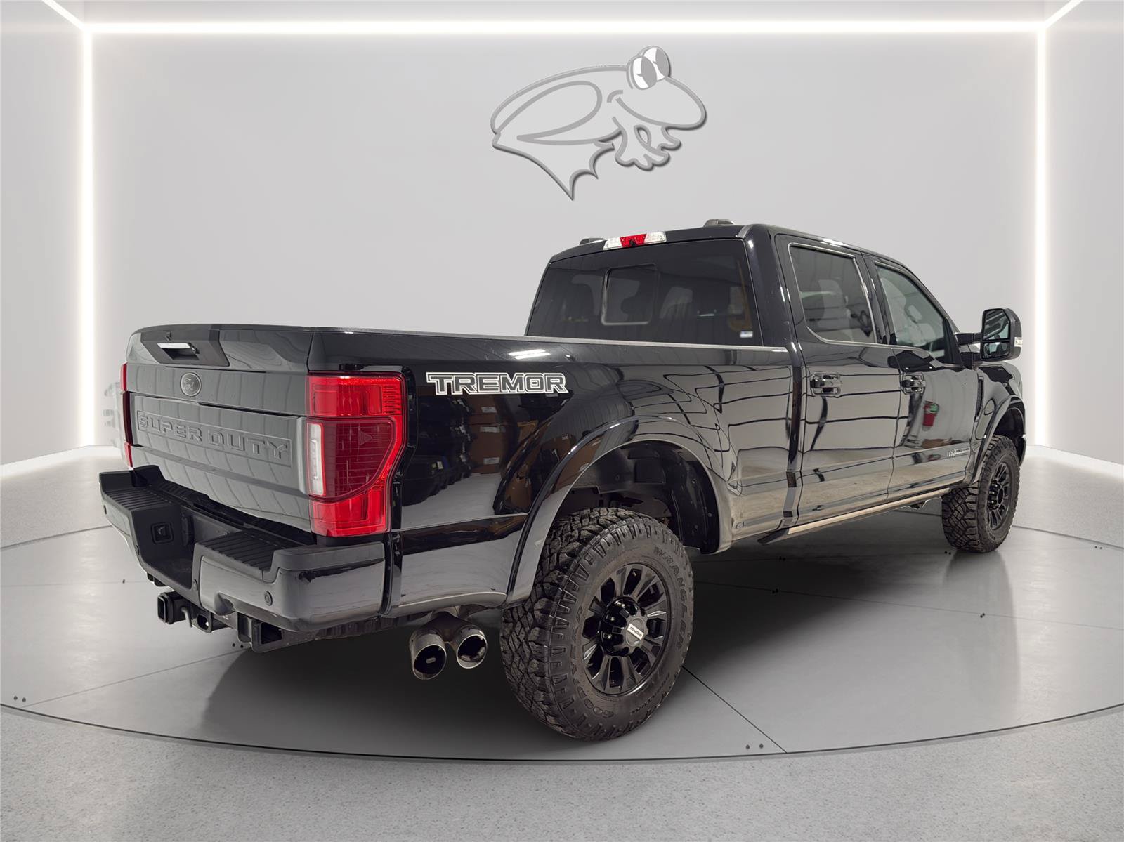 Certified 2022 Ford F250 Lariat w/ Tremor Off-Road Package AWD/4WD image 6