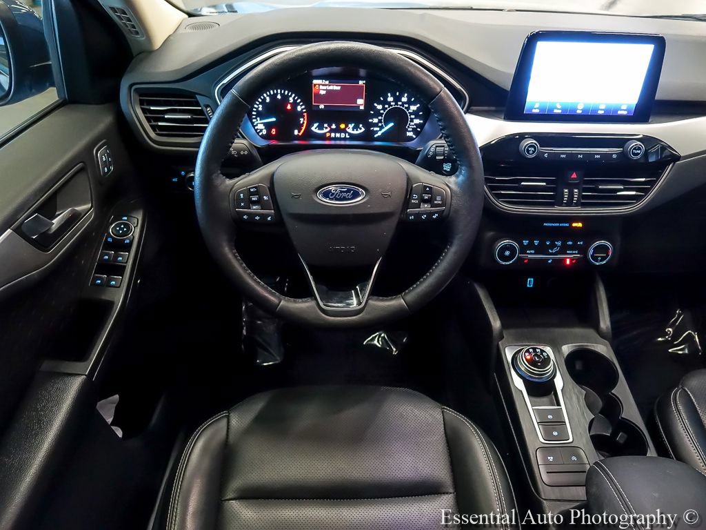 Certified 2020 Ford Escape SEL FWD image 13