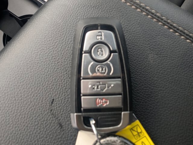 Certified 2023 Ford F350 Lariat w/ Lariat Ultimate Package image 31