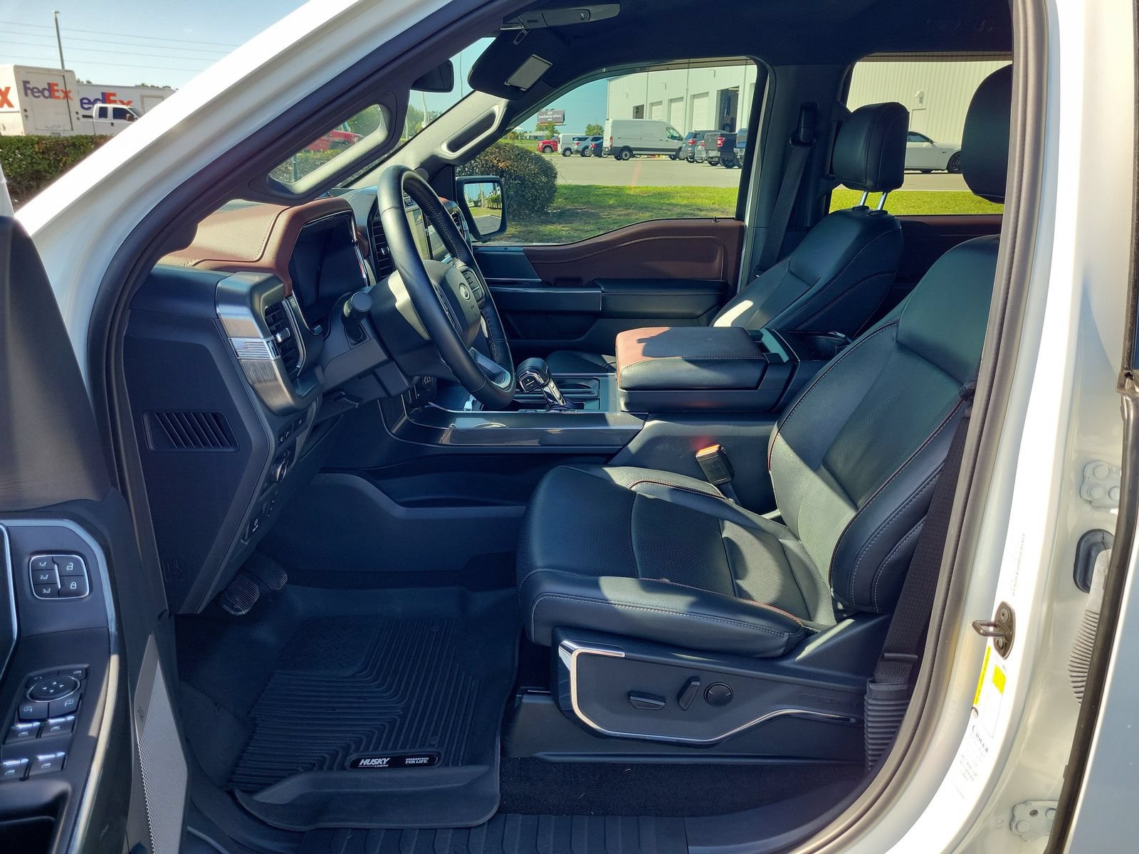 Certified 2022 Ford F150 Lariat w/ Max Trailer Tow Package AWD/4WD image 17