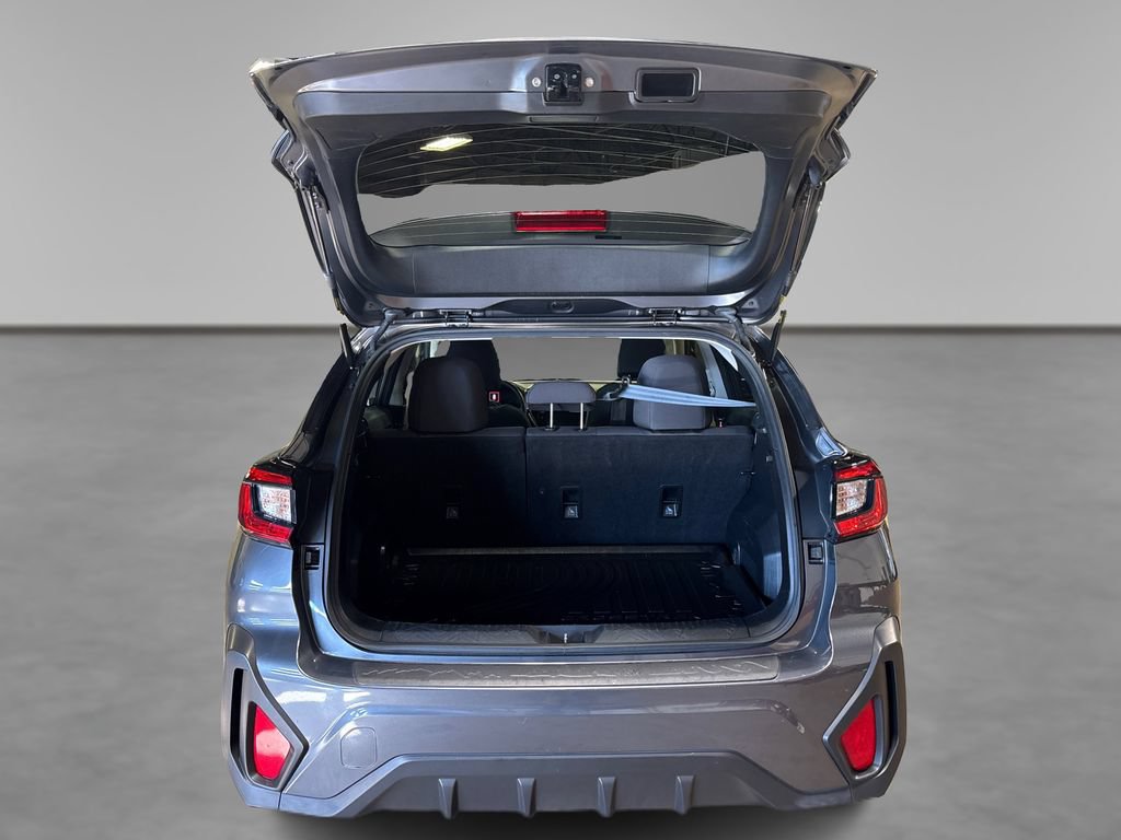 Used 2024 Subaru Crosstrek 2.0i Premium AWD/4WD image 12