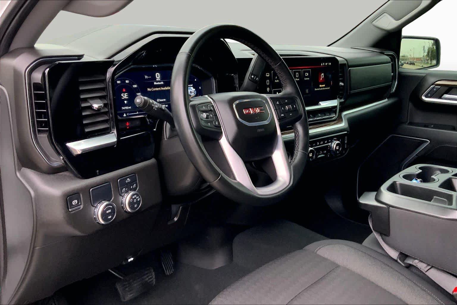 Used 2024 GMC Sierra 1500 Elevation RWD image 17