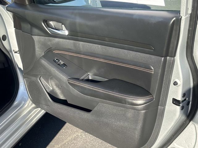 Used 2022 Nissan Altima 2.5 SR image 33