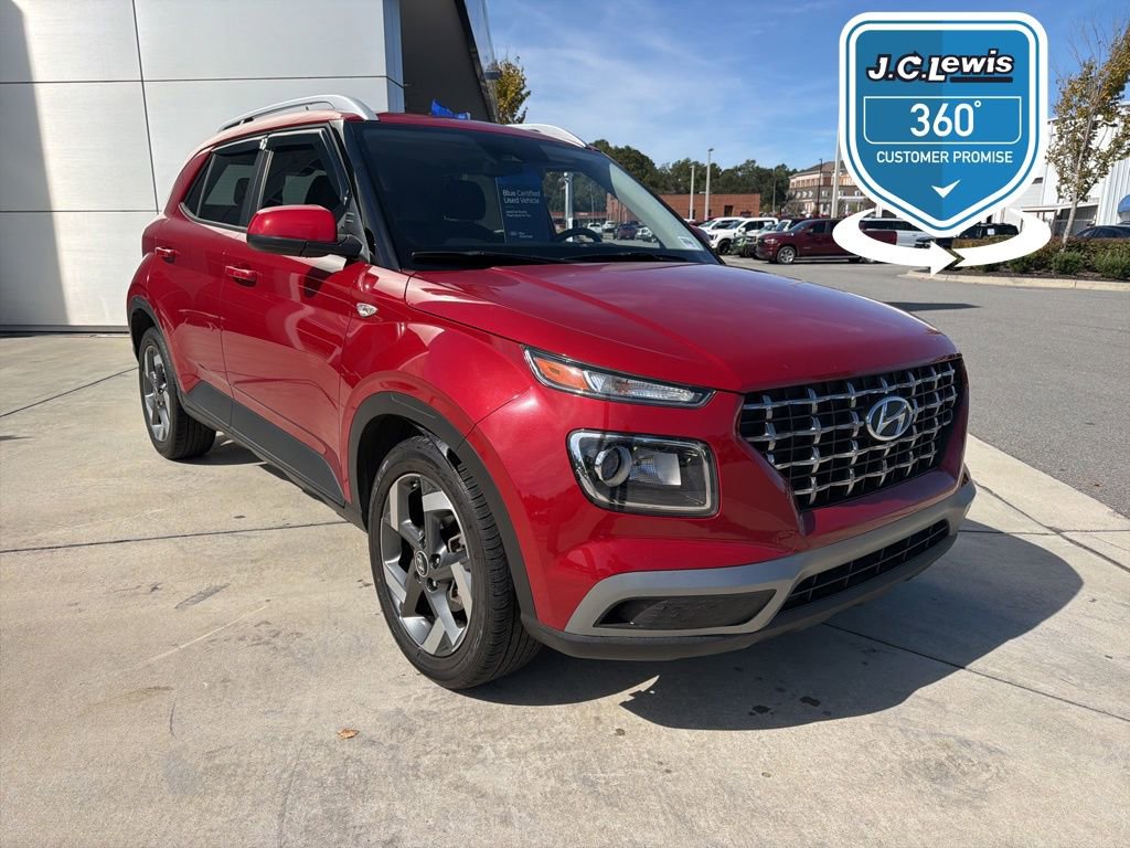 Used 2023 Hyundai Venue SEL