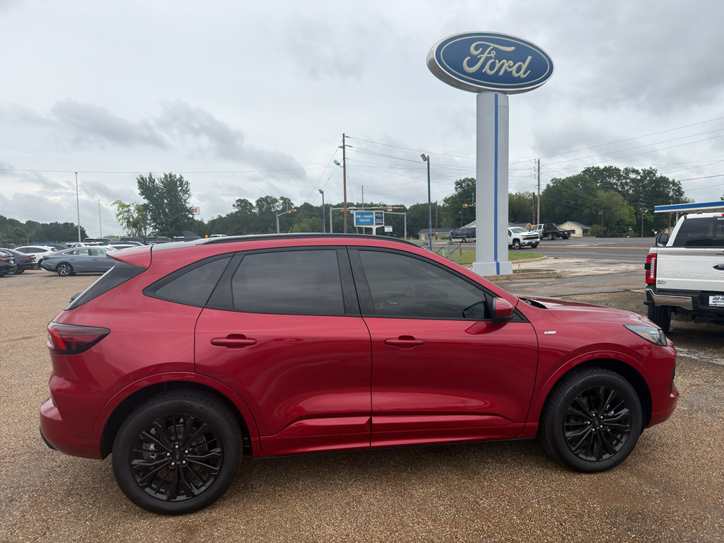 Certified 2026 Ford Escape ST-Line Elite w/ Equipment Group 501A AWD/4WD image 7