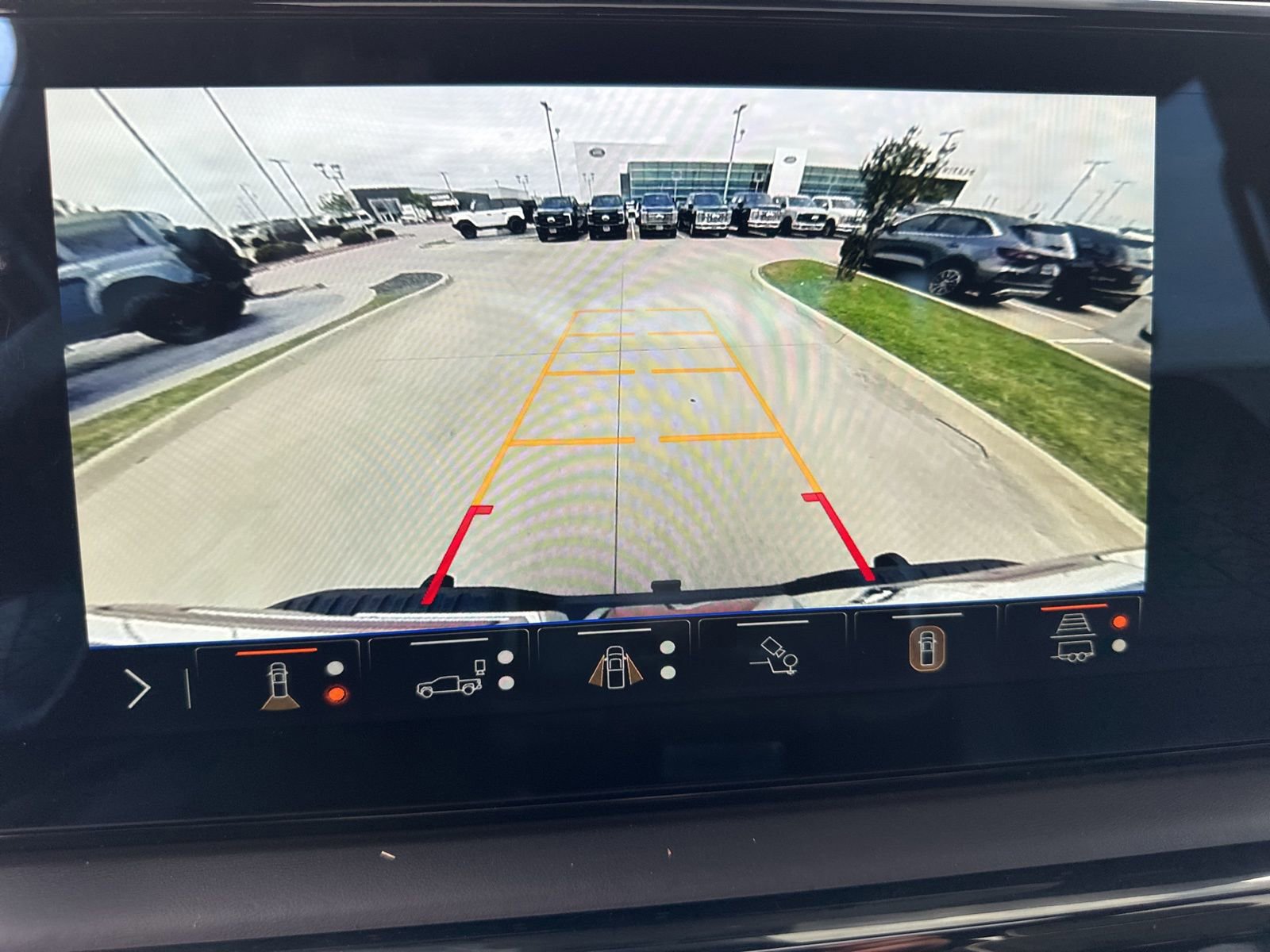 Used 2024 GMC Sierra 2500 AT4X w/ AT4X AEV Edition image 24