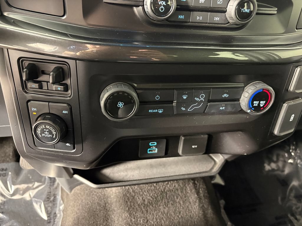 Certified 2021 Ford F150 XL w/ STX Appearance Package AWD/4WD image 19
