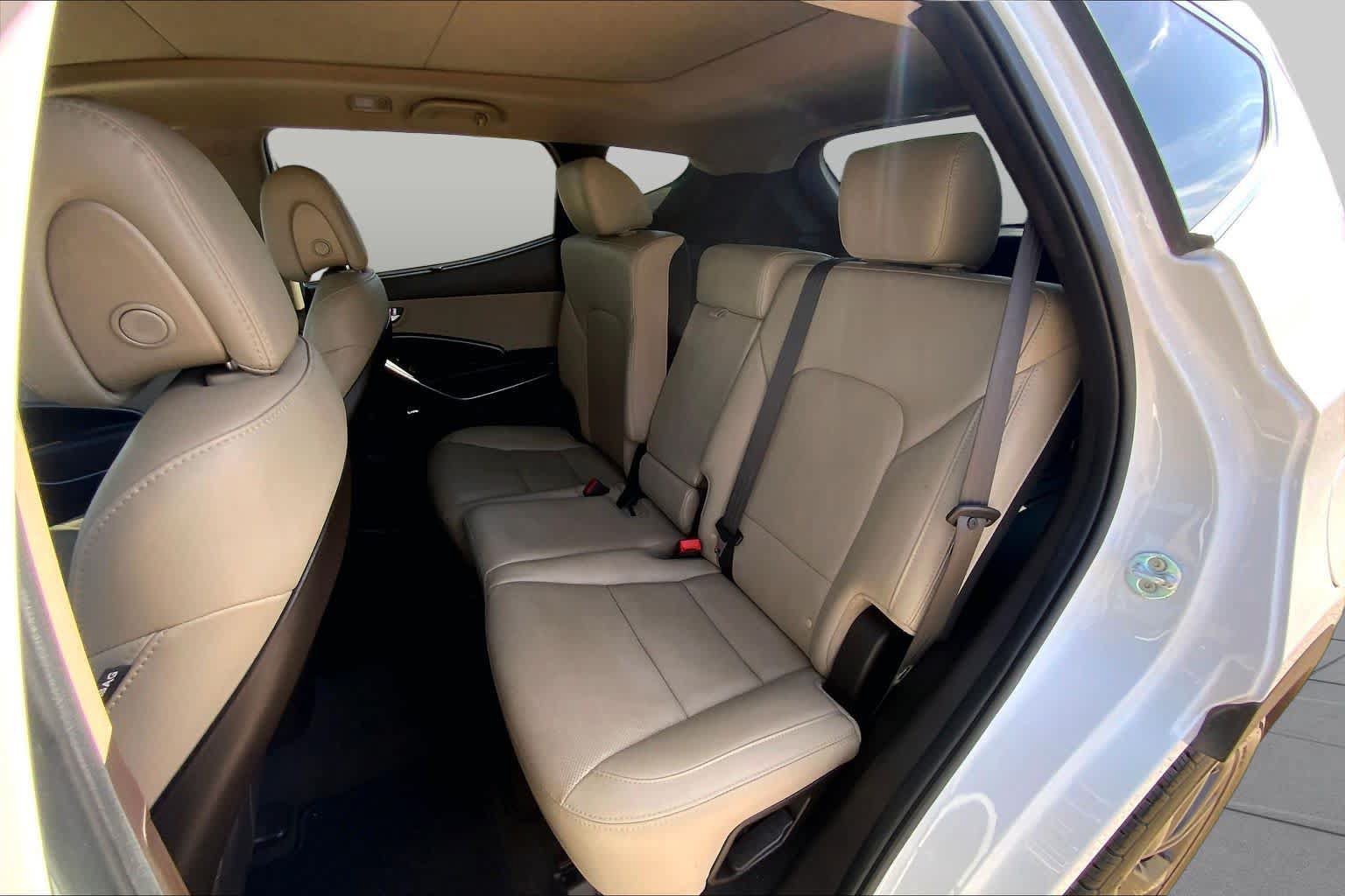 Used 2017 Hyundai Santa Fe Sport FWD image 21