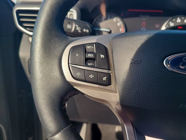 Certified 2023 Ford Explorer XLT w/ Equipment Group 202A AWD/4WD image 14
