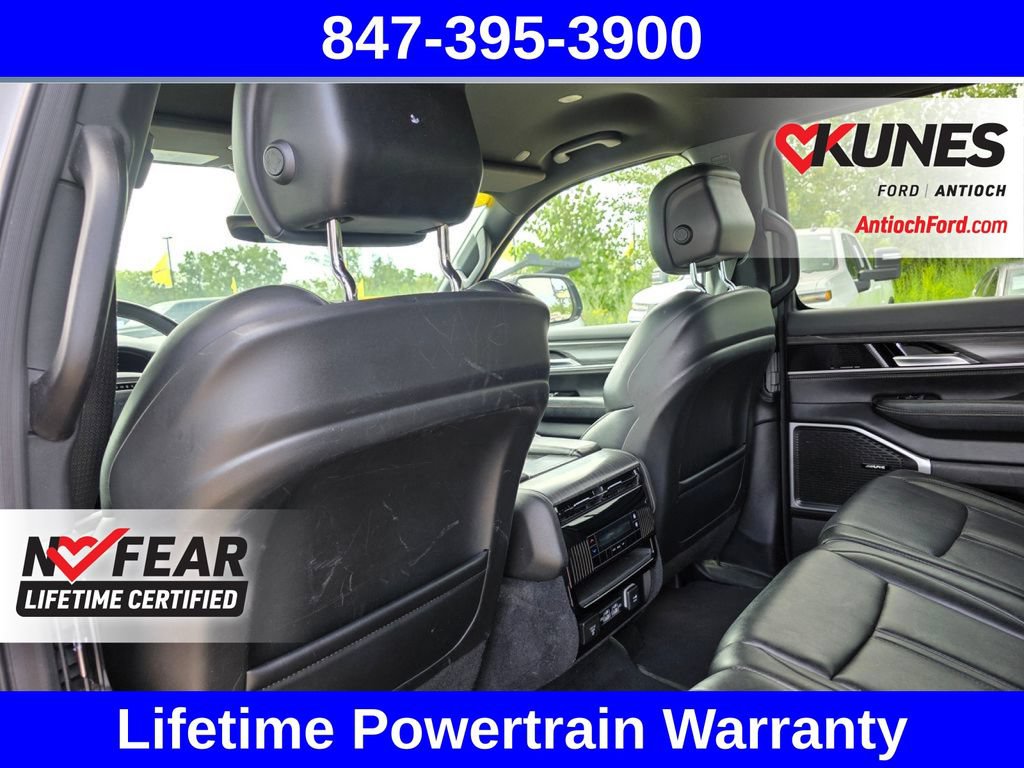Used 2024 Jeep Wagoneer Series II w/ Flexible Seating Group AWD/4WD image 22