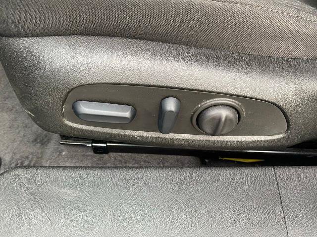 Used 2025 Chevrolet Malibu LT FWD image 15