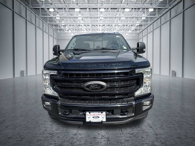 Certified 2022 Ford F250 XLT w/ Black Appearance Package AWD/4WD image 4