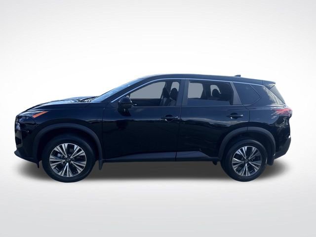 Used 2023 Nissan Rogue SV image 2