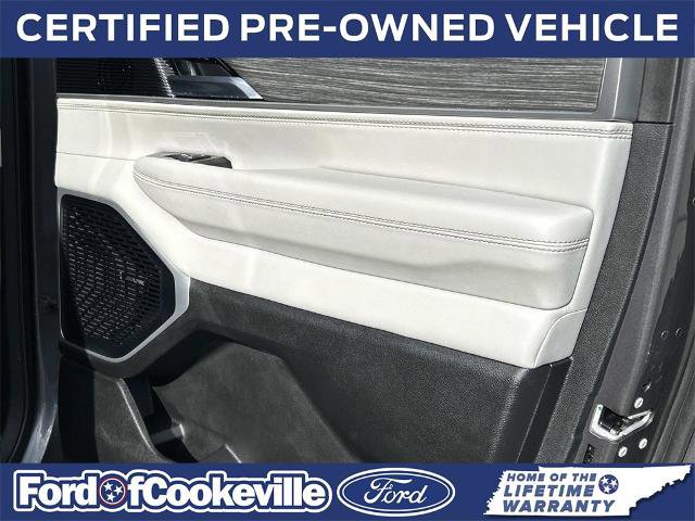 Used 2023 Jeep Wagoneer Series III w/ Preferred Equipment Group image 22