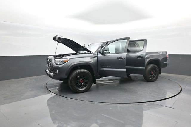 Used 2023 Toyota Tacoma TRD Off-Road AWD/4WD image 45