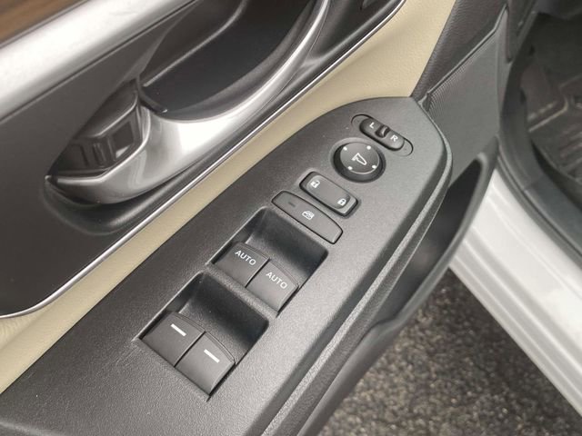 Used 2019 Honda CR-V EX-L image 22