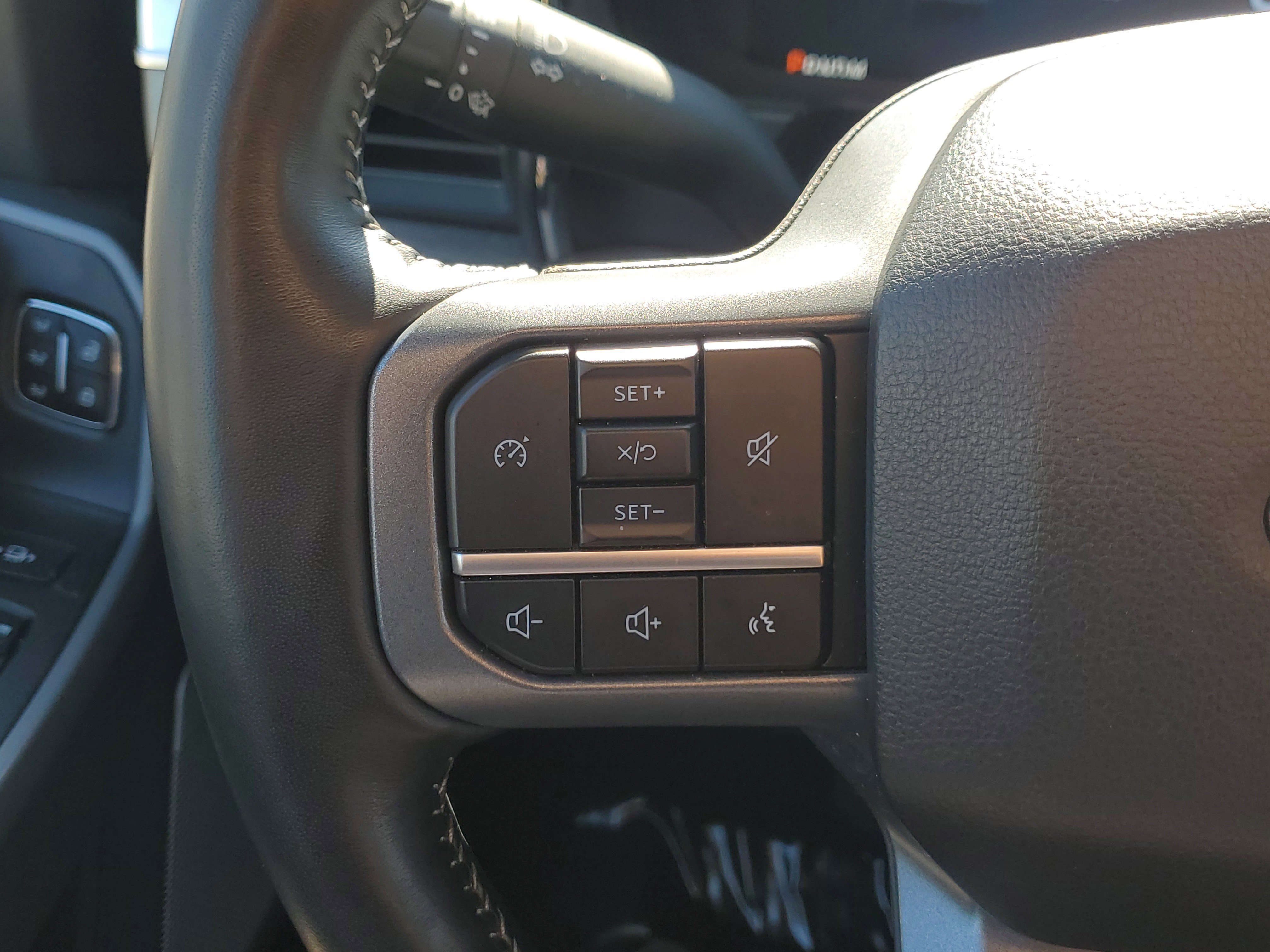 Certified 2024 Ford F250 Lariat w/ Chrome Package image 25