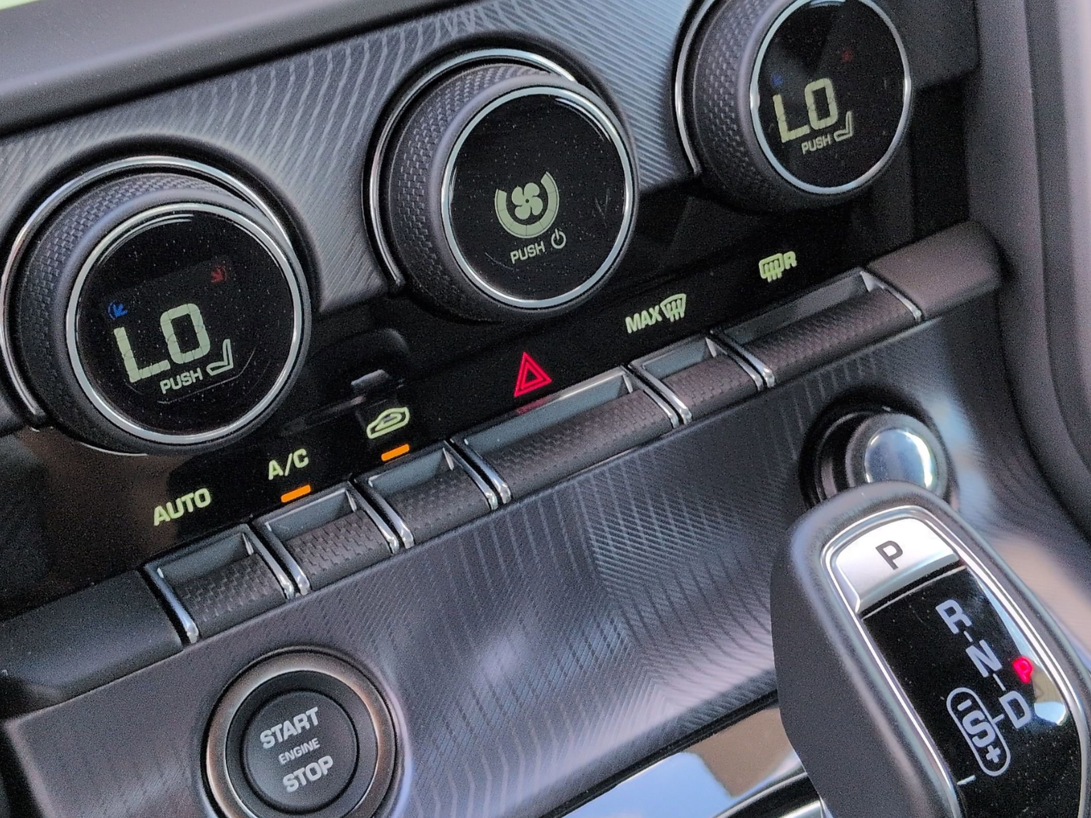 Used 2024 Jaguar F-TYPE R-Dynamic image 27