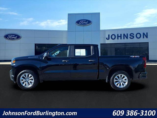 Used 2020 Chevrolet Silverado 1500 Custom w/ Custom Value Package image 4