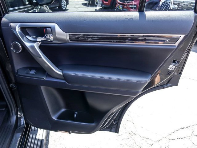 Used 2023 Lexus GX 460 Premium AWD/4WD image 33