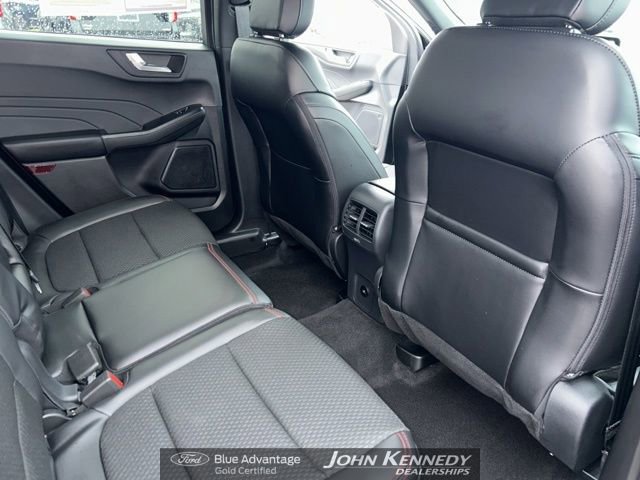 Certified 2025 Ford Escape ST-Line w/ Cold Weather Package image 38