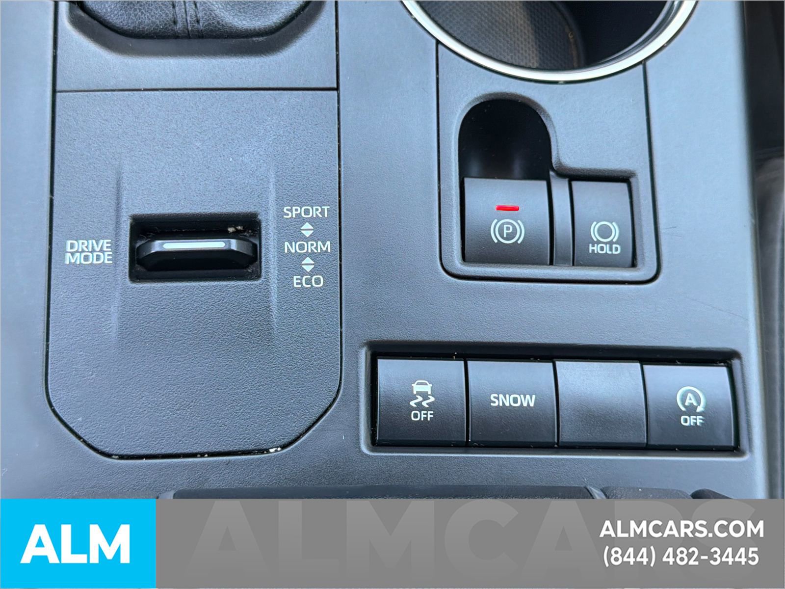Used 2022 Toyota Highlander XLE FWD image 38