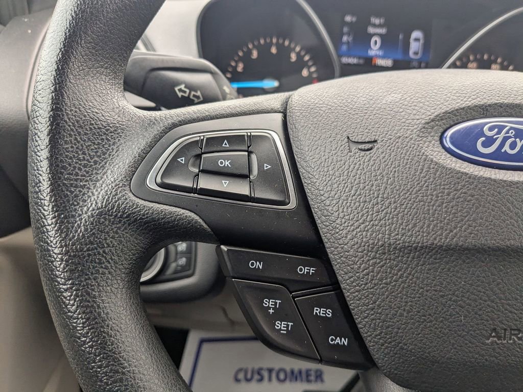 Certified 2019 Ford Escape SE image 17