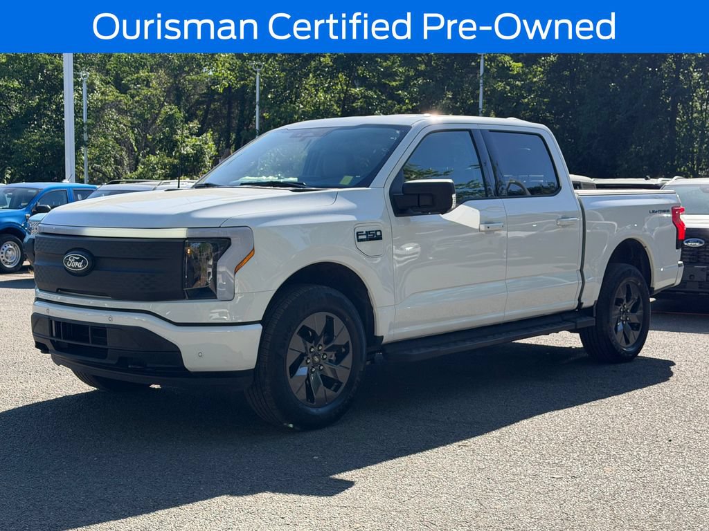 Certified 2025 Ford F150 Lightning Flash AWD/4WD image 3