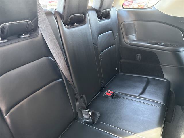 Used 2025 Nissan Pathfinder Platinum w/ Cargo Package AWD/4WD image 23