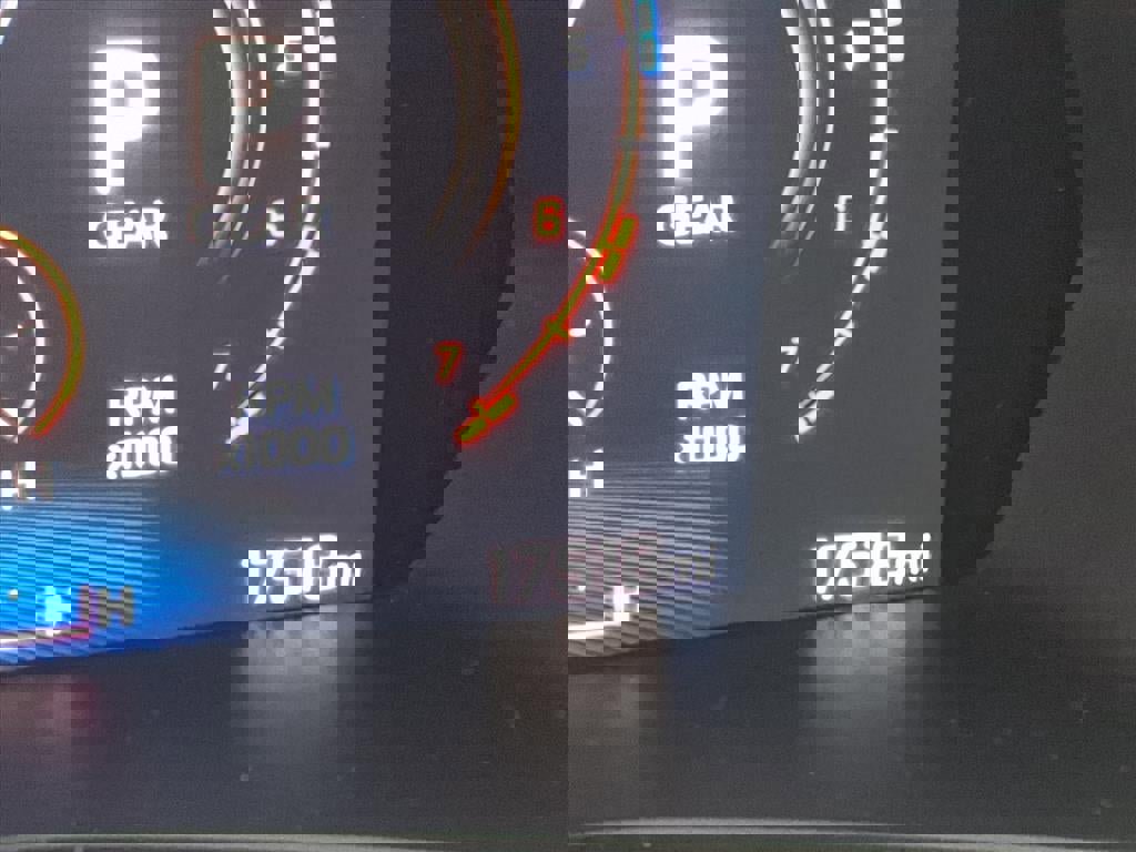 Used 2025 Chevrolet Colorado Z71 w/ Technology Package image 24